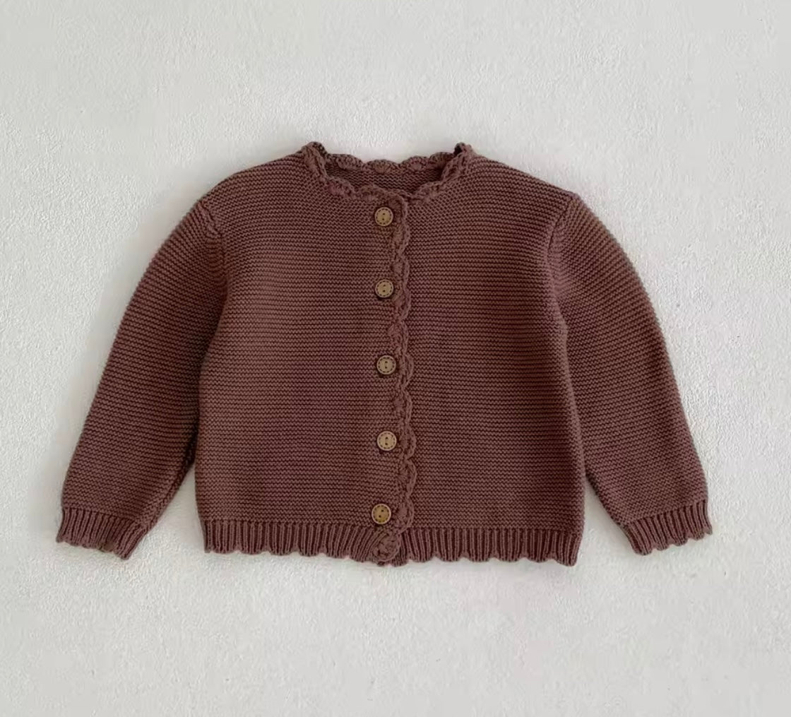 Scallop neck cardigan