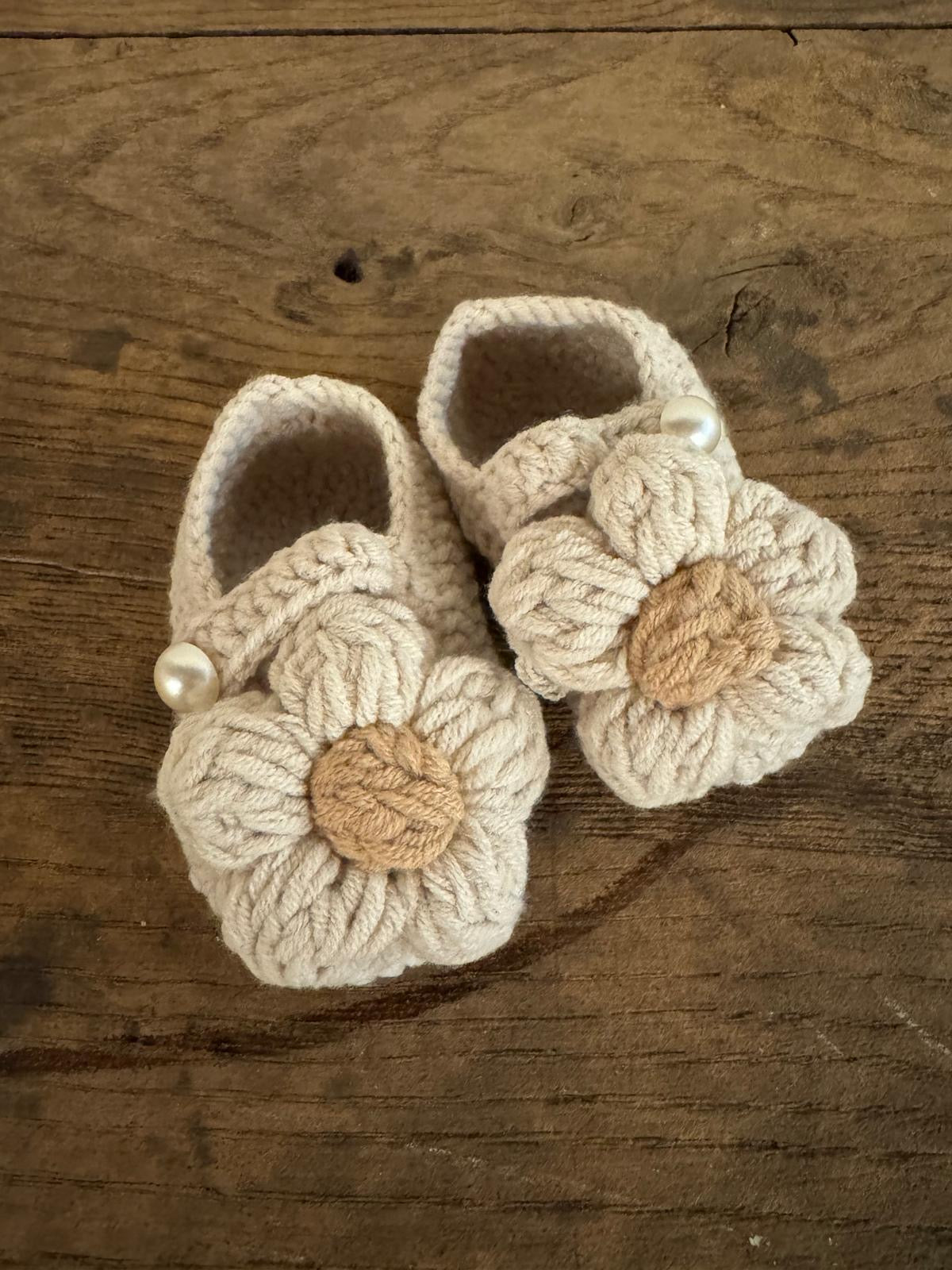 Knitted Baby Shoes